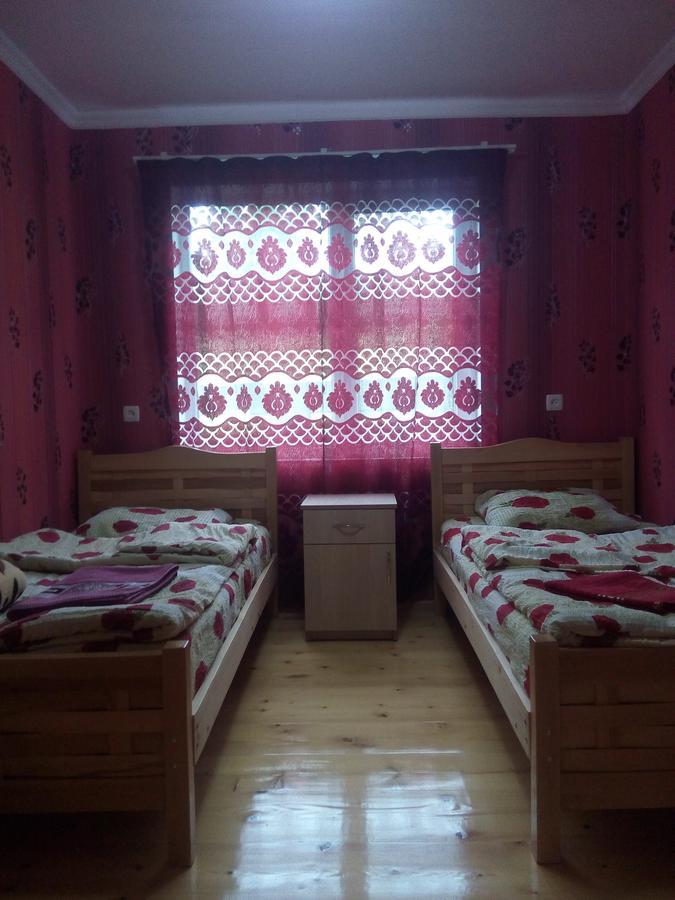 I R K O Hotel Местия Екстериор снимка