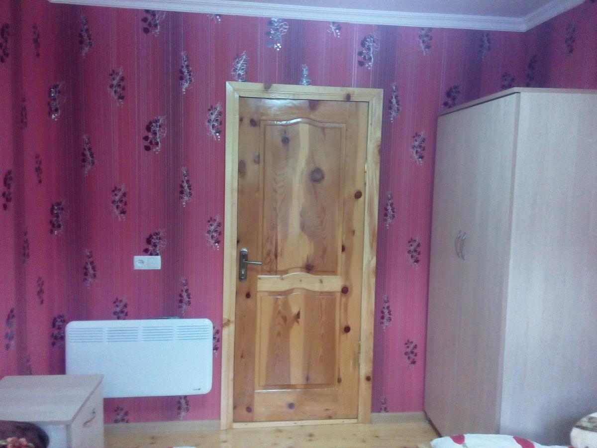 I R K O Hotel Местия Екстериор снимка